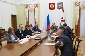 Глава Мордовии А.А.Здунов провел встречу в режиме видеоконференцсвязи с Торговым представителем России в Венгрии С.А.Безруковым и представителями венгерских компаний.